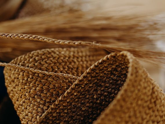 Warum handgefertigter Schmuck mehr ist als nur ein Accessoire - Capido Shop