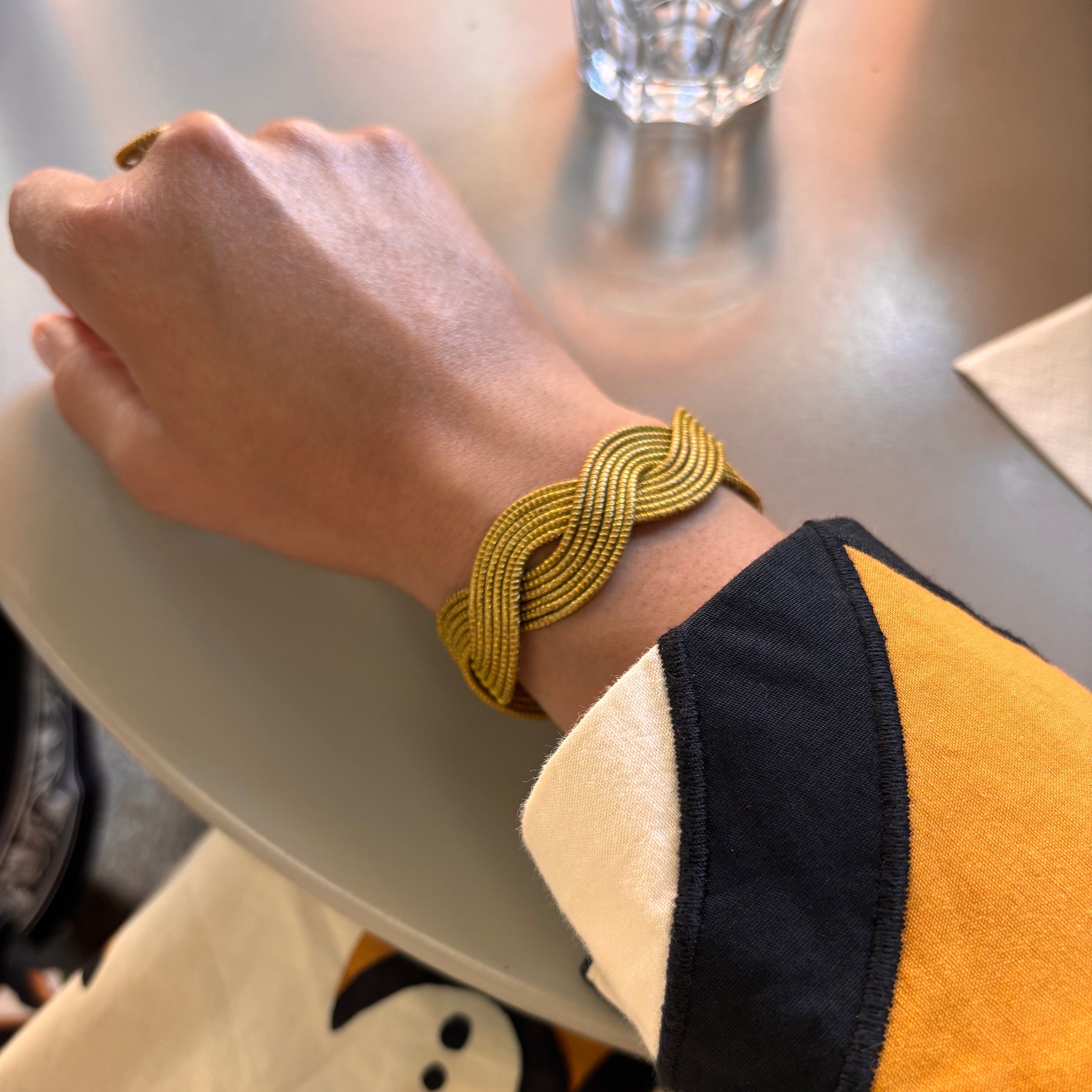 Armreif Capim – Handgemachtes Unikat aus Capim Dourado | Online kaufen bei Capido Shop