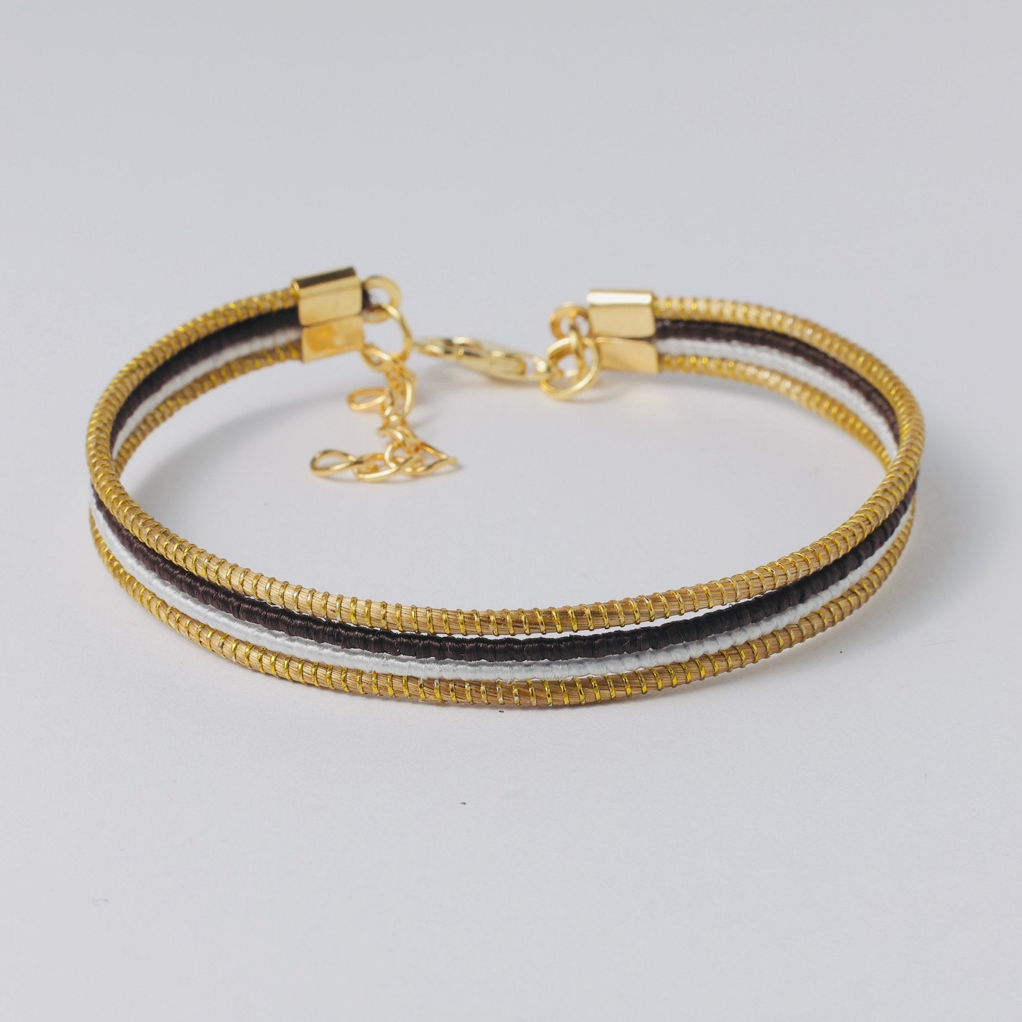 Armreif Cupuaçu – Handgemachtes Unikat aus Capim Dourado | Online kaufen bei Capido Shop