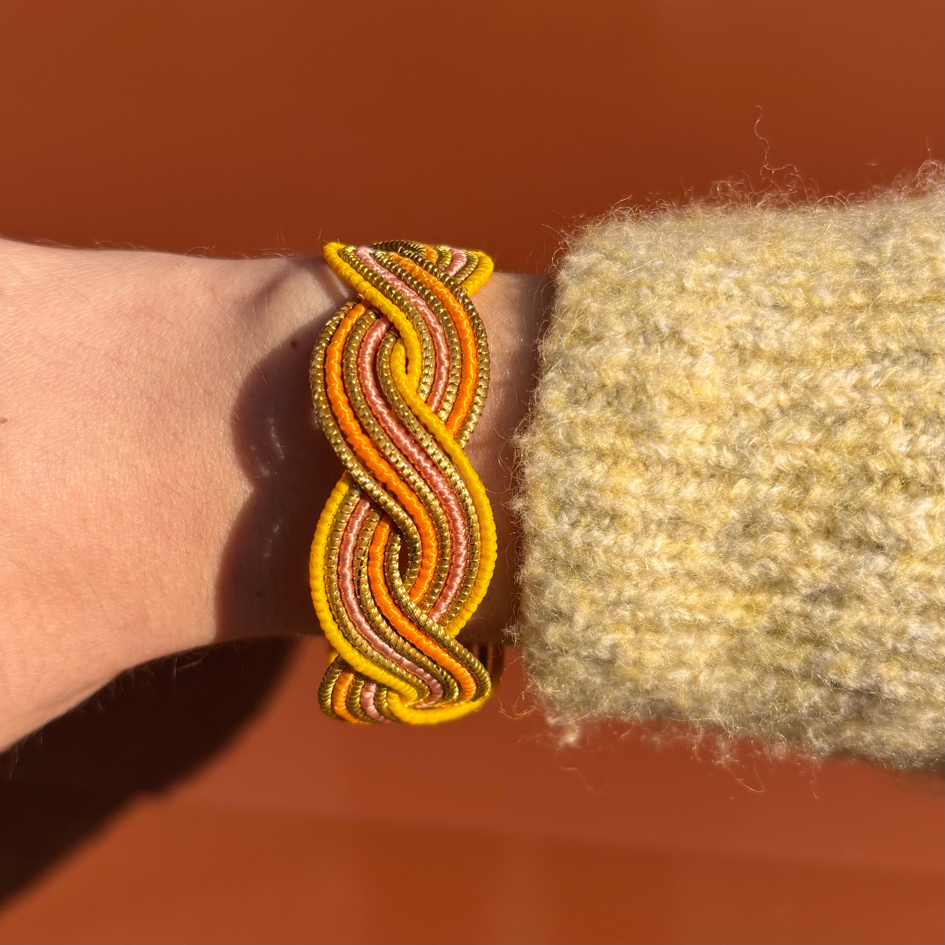 Armreif Areia – Handgemachtes Unikat aus Capim Dourado | Online kaufen bei Capido Shop