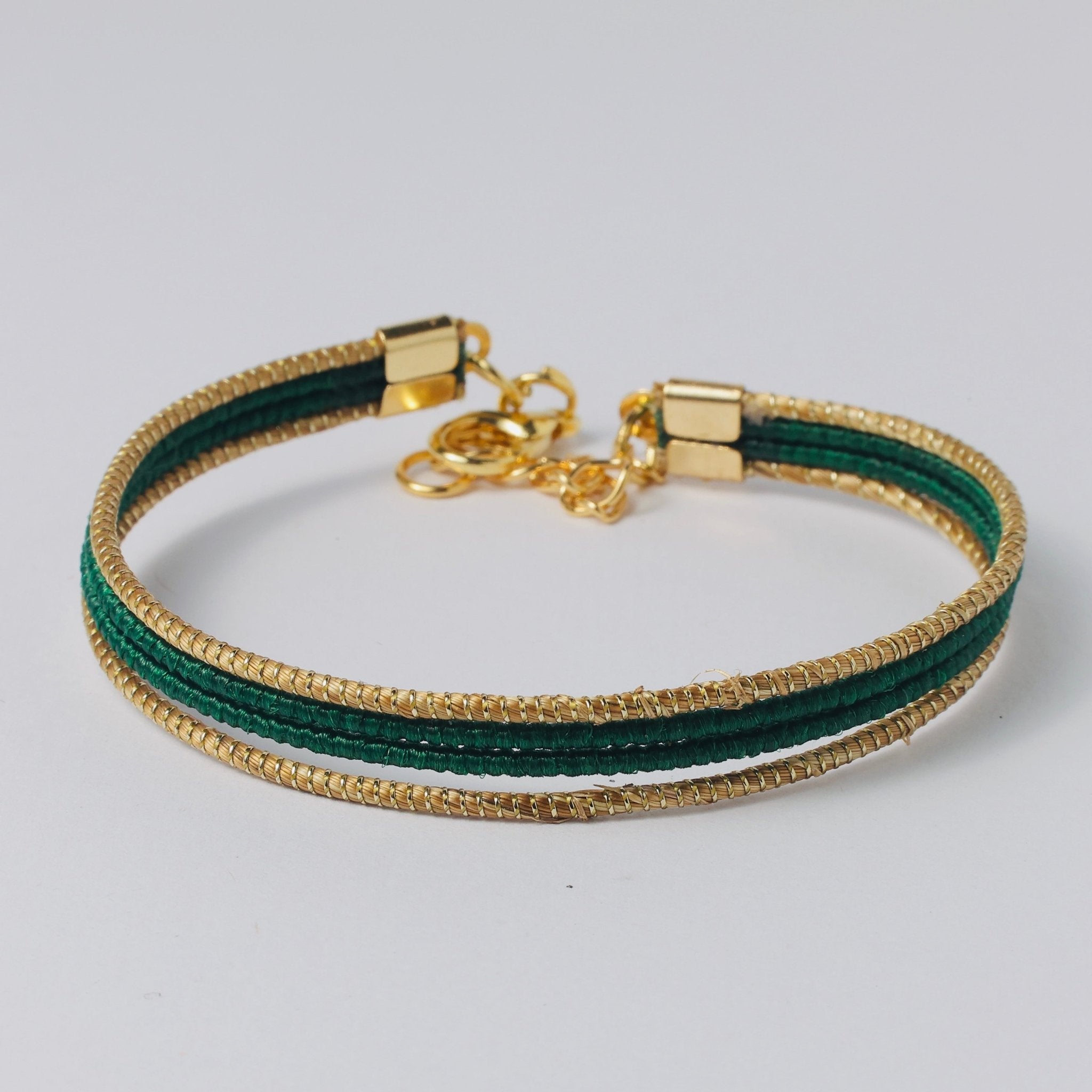 Armreif Samambaia – Handgemachtes Unikat aus Capim Dourado | Online kaufen bei Capido Shop