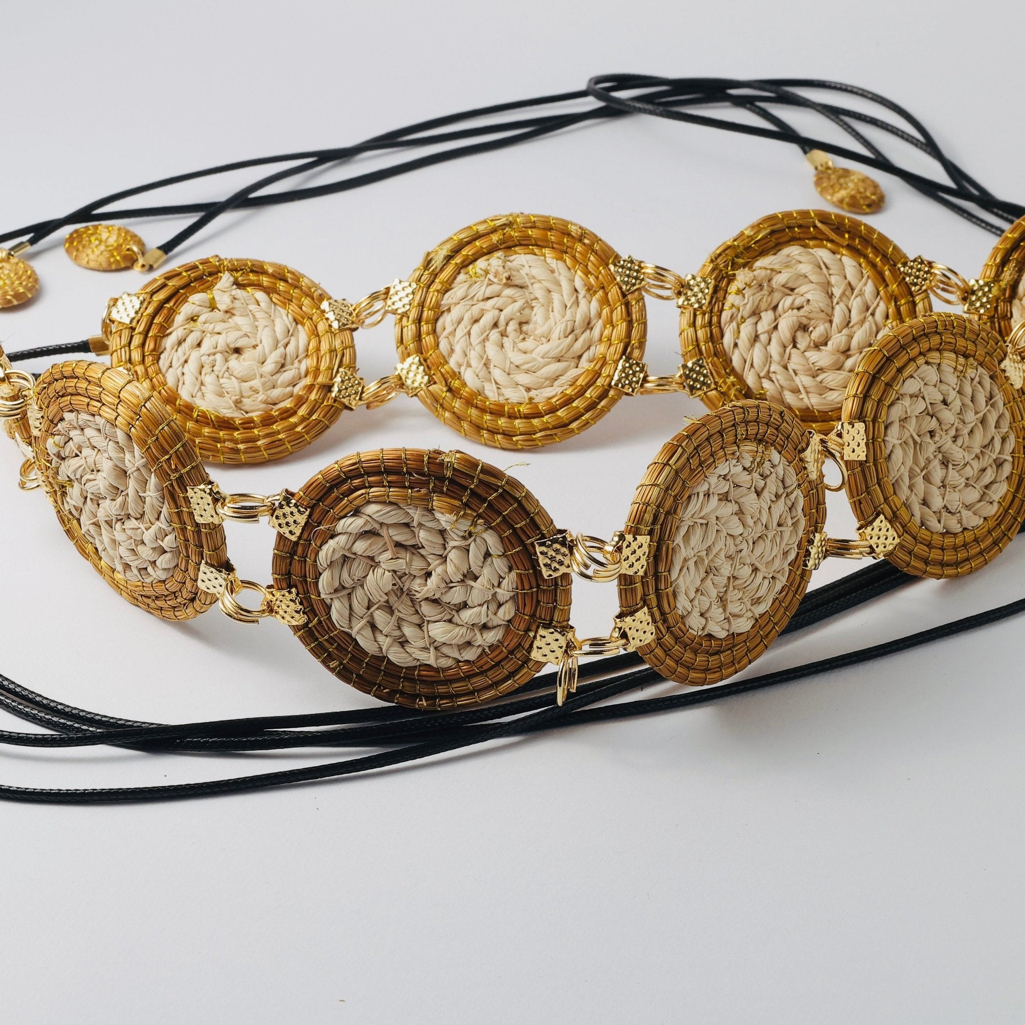 Gürtel Tupi – Handgemachtes Unikat aus Capim Dourado | Online kaufen bei Capido Shop