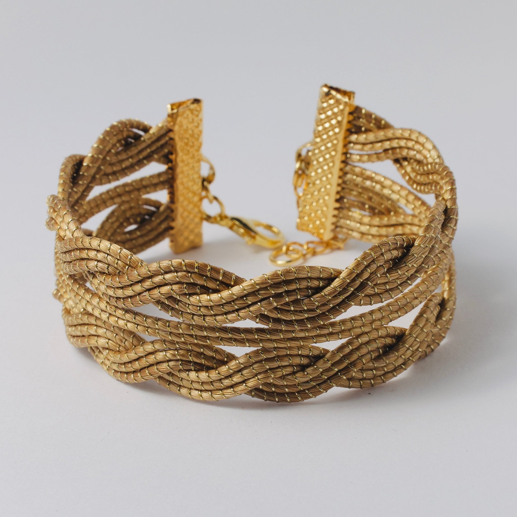 Armreif Dalia – Handgemachtes Unikat aus Capim Dourado | Online kaufen bei Capido Shop