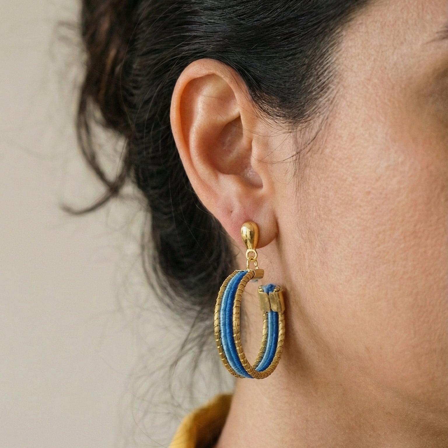 Ohringe Ubatuba – Handgemachtes Unikat aus Capim Dourado | Online kaufen bei Capido Shop