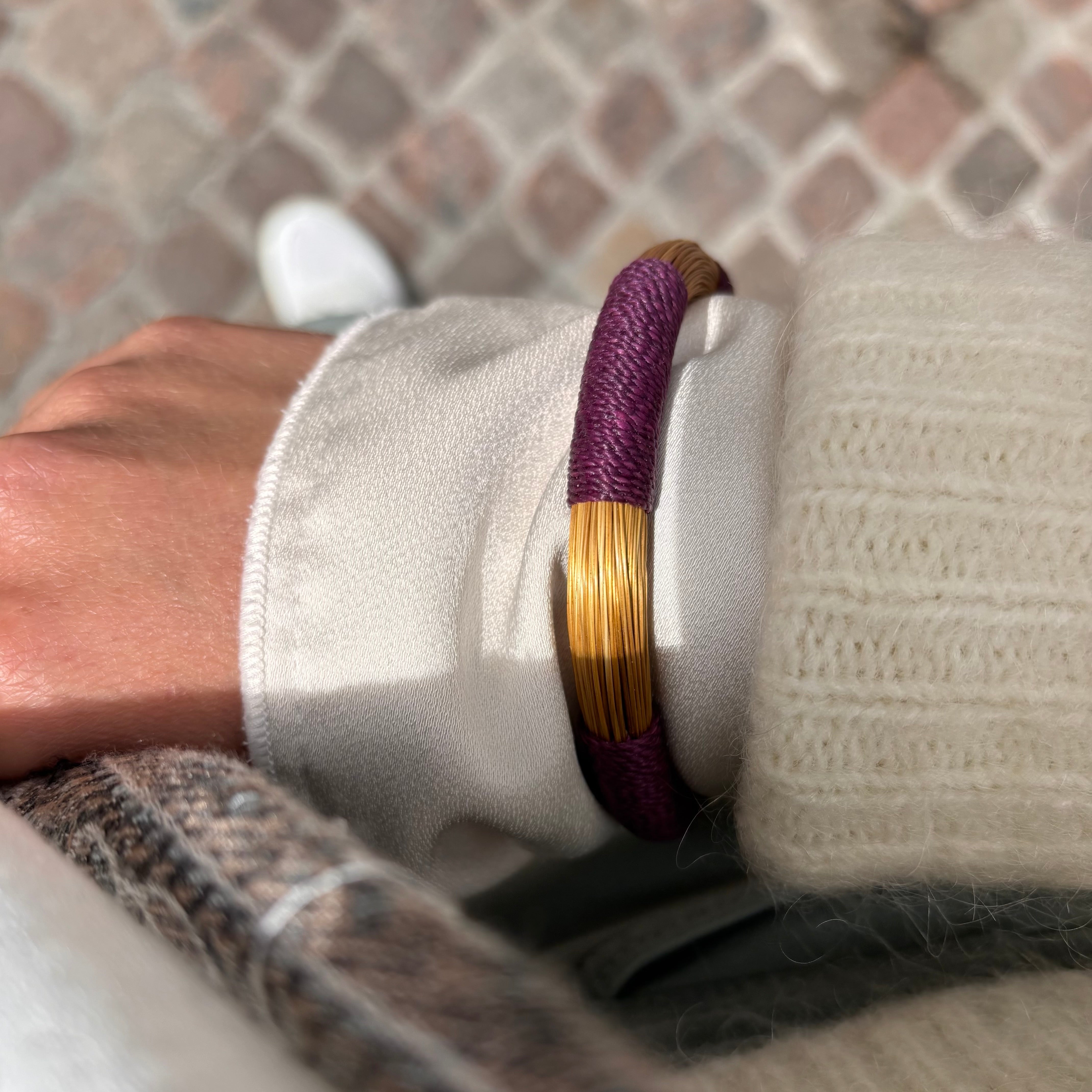 Armreif Açaí – Handgemachtes Unikat aus Capim Dourado | Online kaufen bei Capido Shop