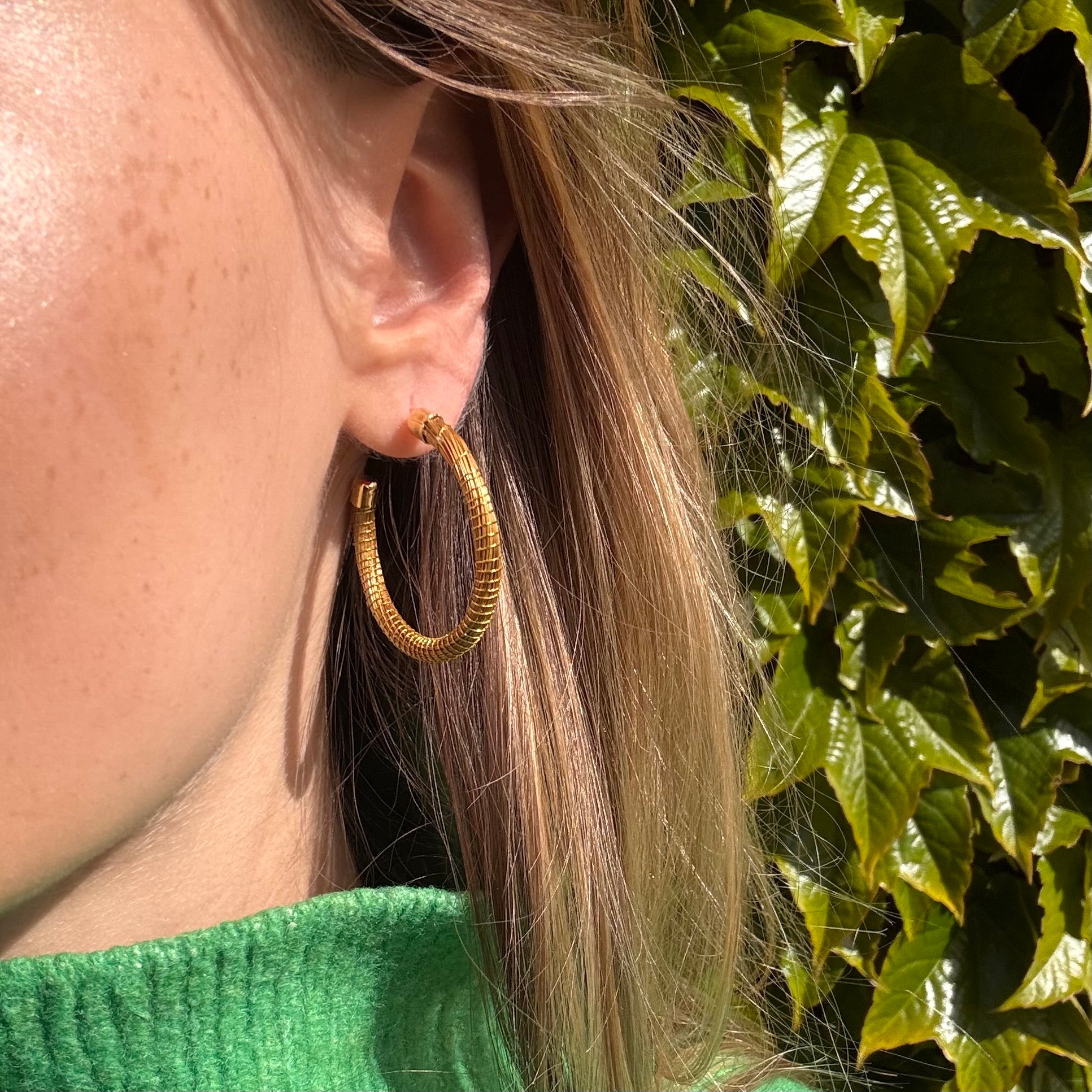 Ohrringe Argola – Handgemachtes Unikat aus Capim Dourado | Online kaufen bei Capido Shop
