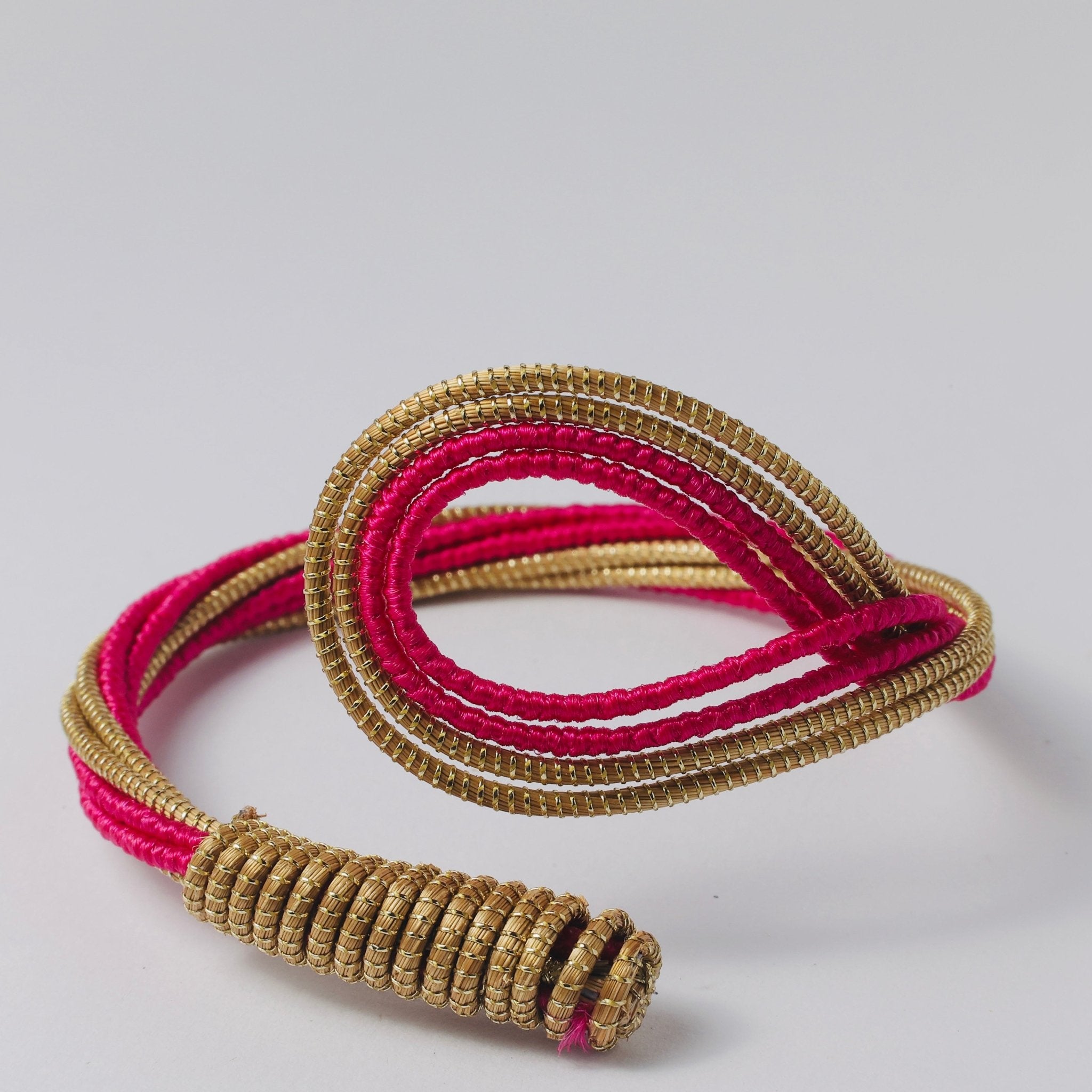 Armreif Sucuri – Handgemachtes Unikat aus Capim Dourado | Online kaufen bei Capido Shop