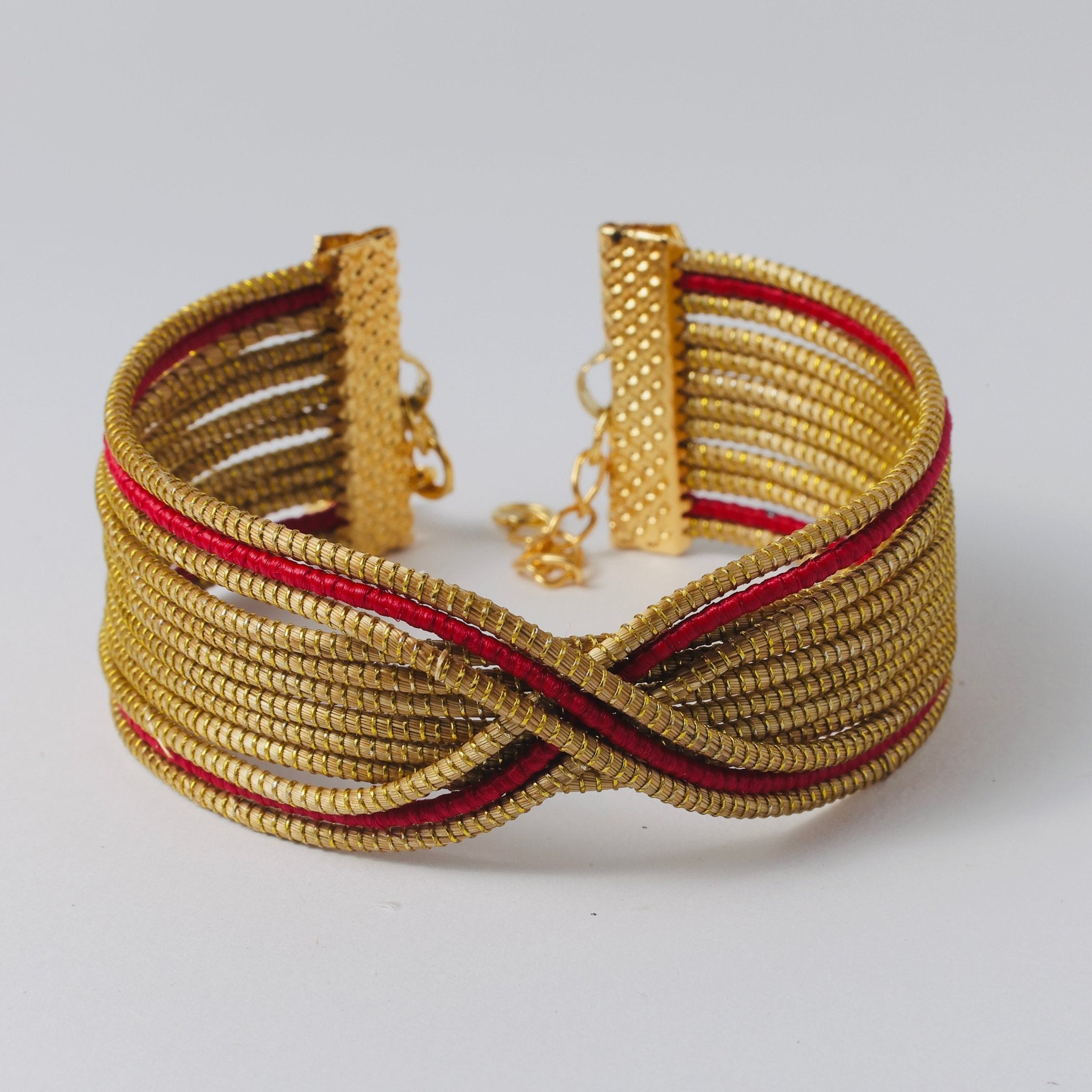 Armreif Pupunha – Handgemachtes Unikat aus Capim Dourado | Online kaufen bei Capido Shop