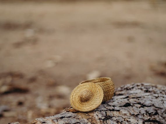 Dose Primavera – Handgemachtes Unikat aus Capim Dourado | Online kaufen bei Capido Shop