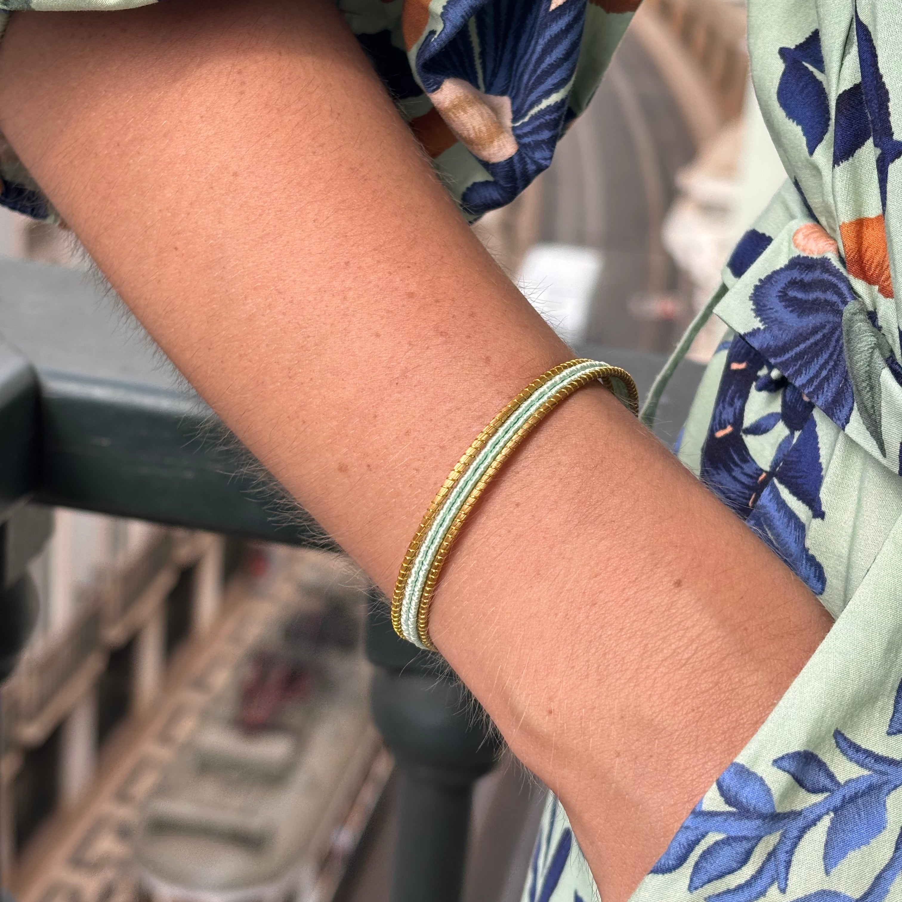 Armreif Maresia – Handgemachtes Unikat aus Capim Dourado | Online kaufen bei Capido Shop