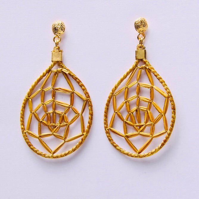 Ohrringe Mandala – Handgemachtes Unikat aus Capim Dourado | Online kaufen bei Capido Shop