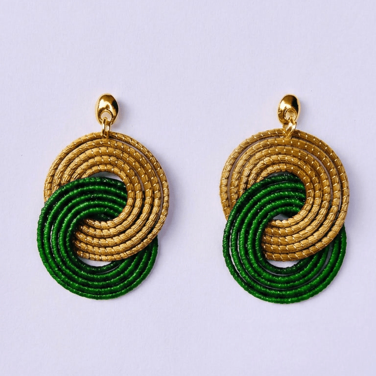 Ohrringe Tainha – Handgemachtes Unikat aus Capim Dourado | Online kaufen bei Capido Shop