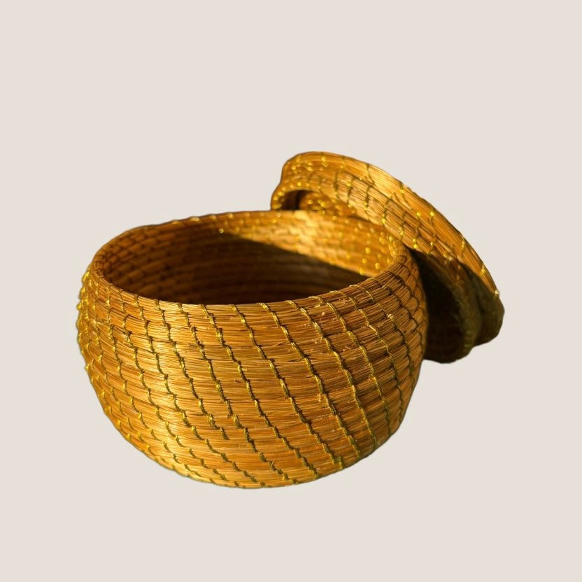 Dose Primavera – Handgemachtes Unikat aus Capim Dourado | Online kaufen bei Capido Shop