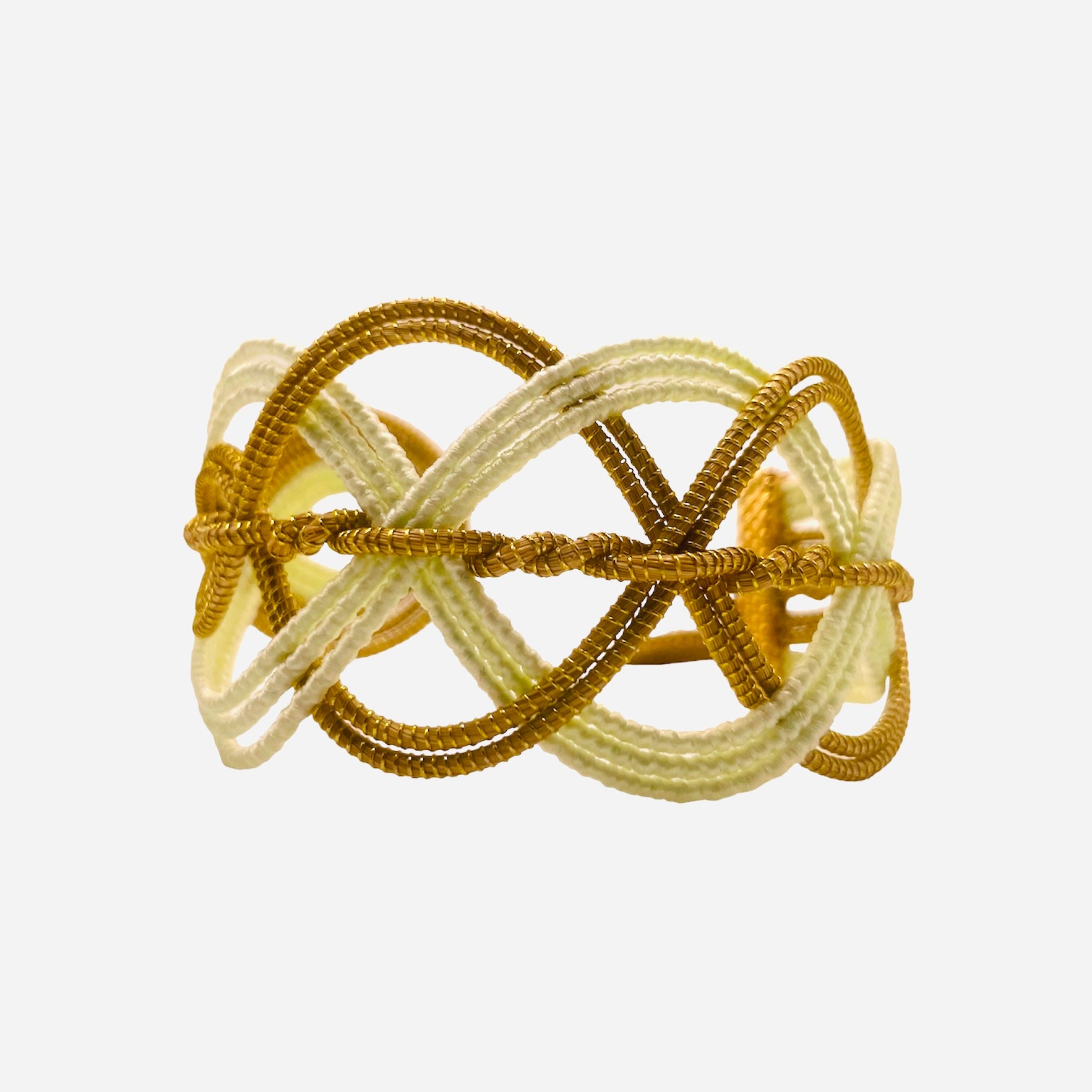 Armreif Limão – Handgemachtes Unikat aus Capim Dourado | Online kaufen bei Capido Shop