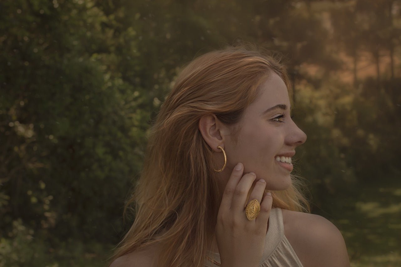 Ohrringe Argola – Handgemachtes Unikat aus Capim Dourado | Online kaufen bei Capido Shop