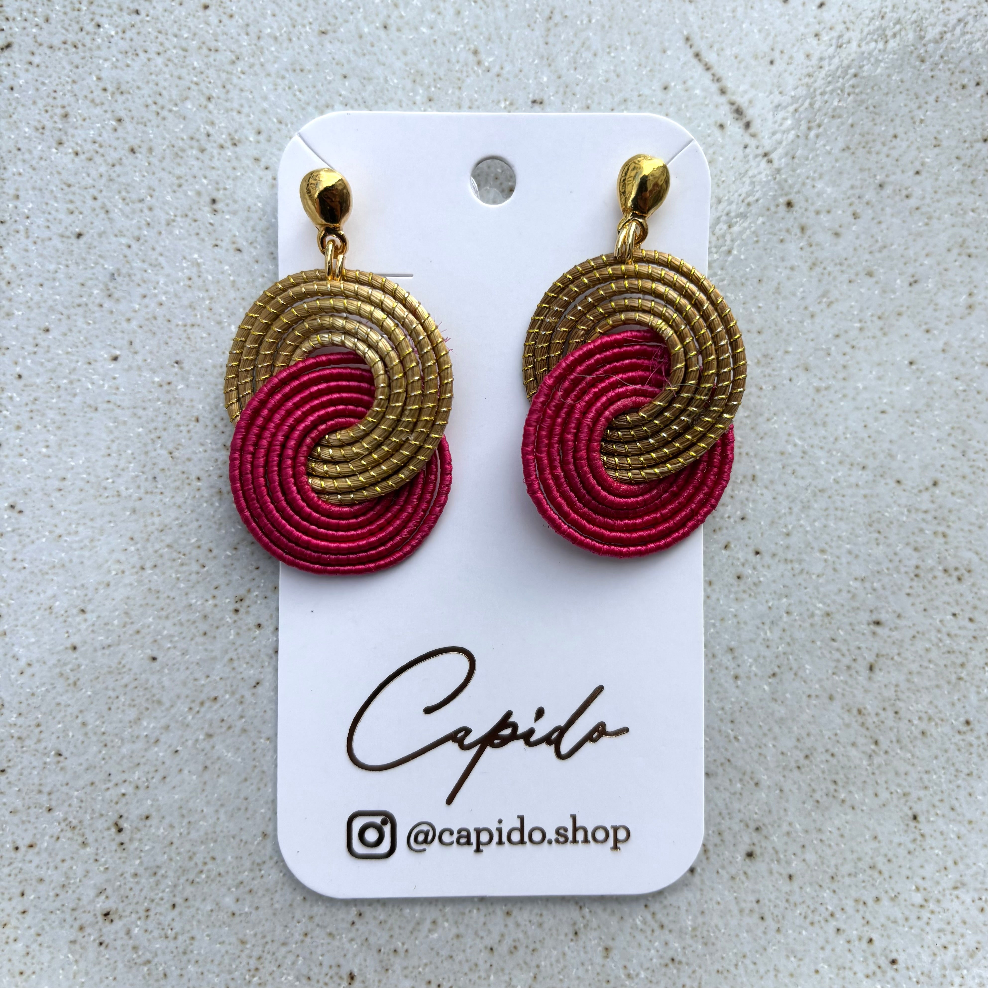 Ohrringe Tainha – Handgemachtes Unikat aus Capim Dourado | Online kaufen bei Capido Shop