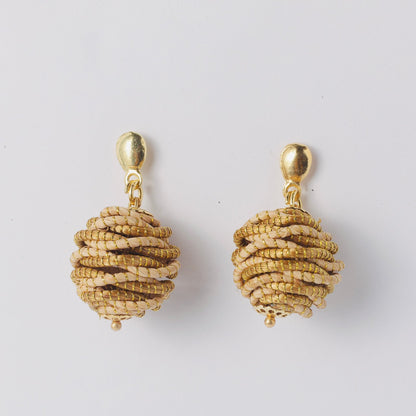 Ohrringe Jasmin – Handgemachtes Unikat aus Capim Dourado | Online kaufen bei Capido Shop