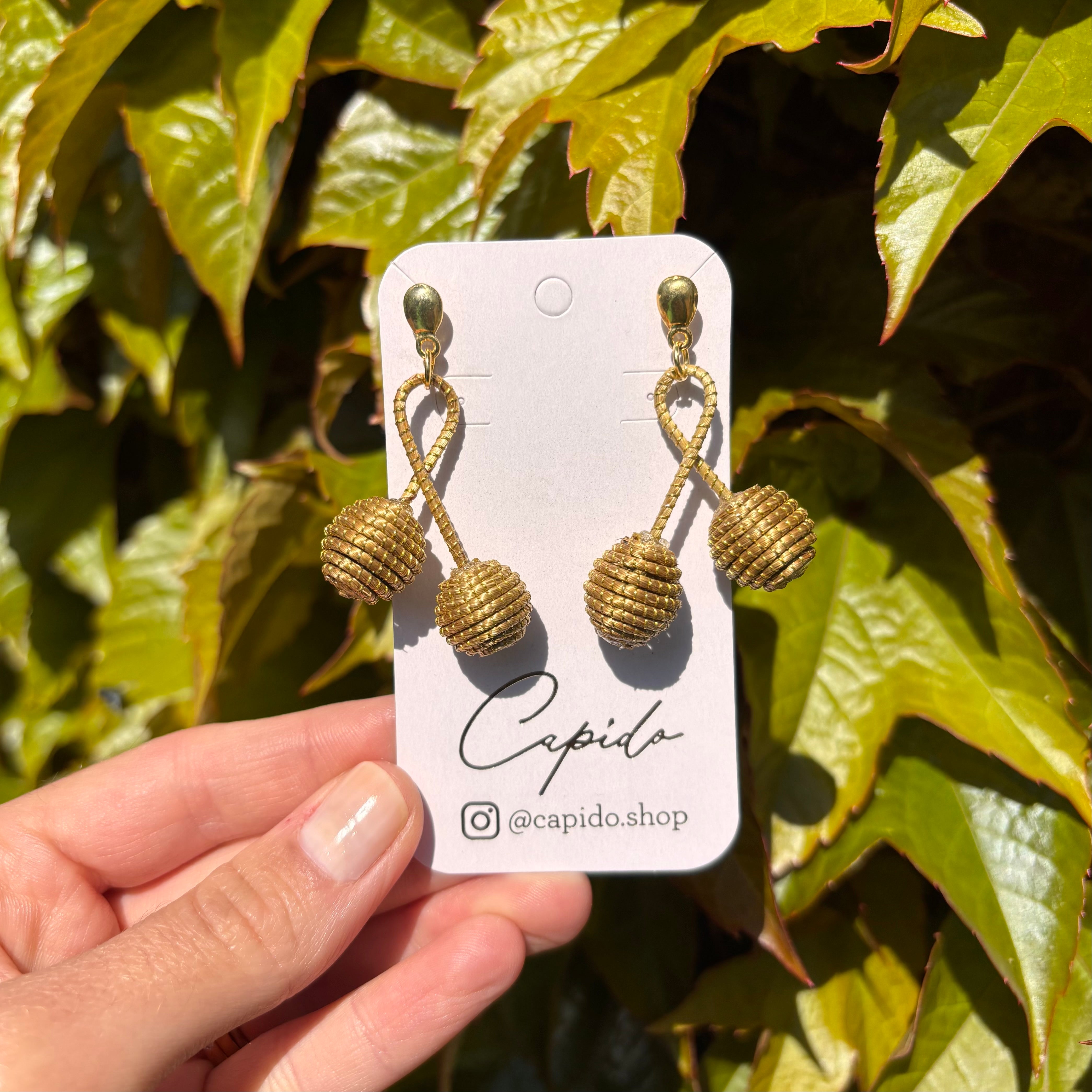 Ohrringe Cereja – Handgemachtes Unikat aus Capim Dourado | Online kaufen bei Capido Shop
