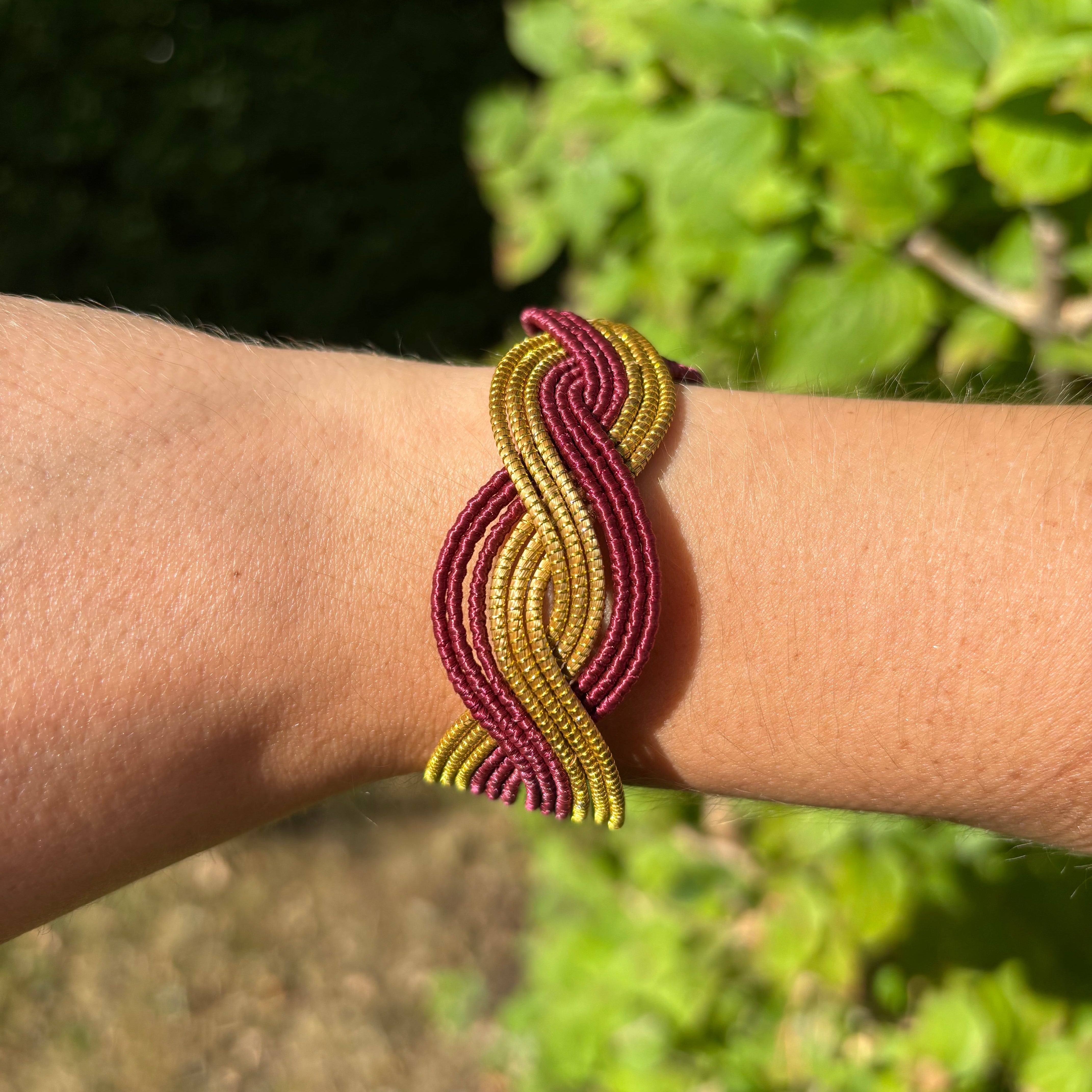 Armreif Piranha – Handgemachtes Unikat aus Capim Dourado | Online kaufen bei Capido Shop