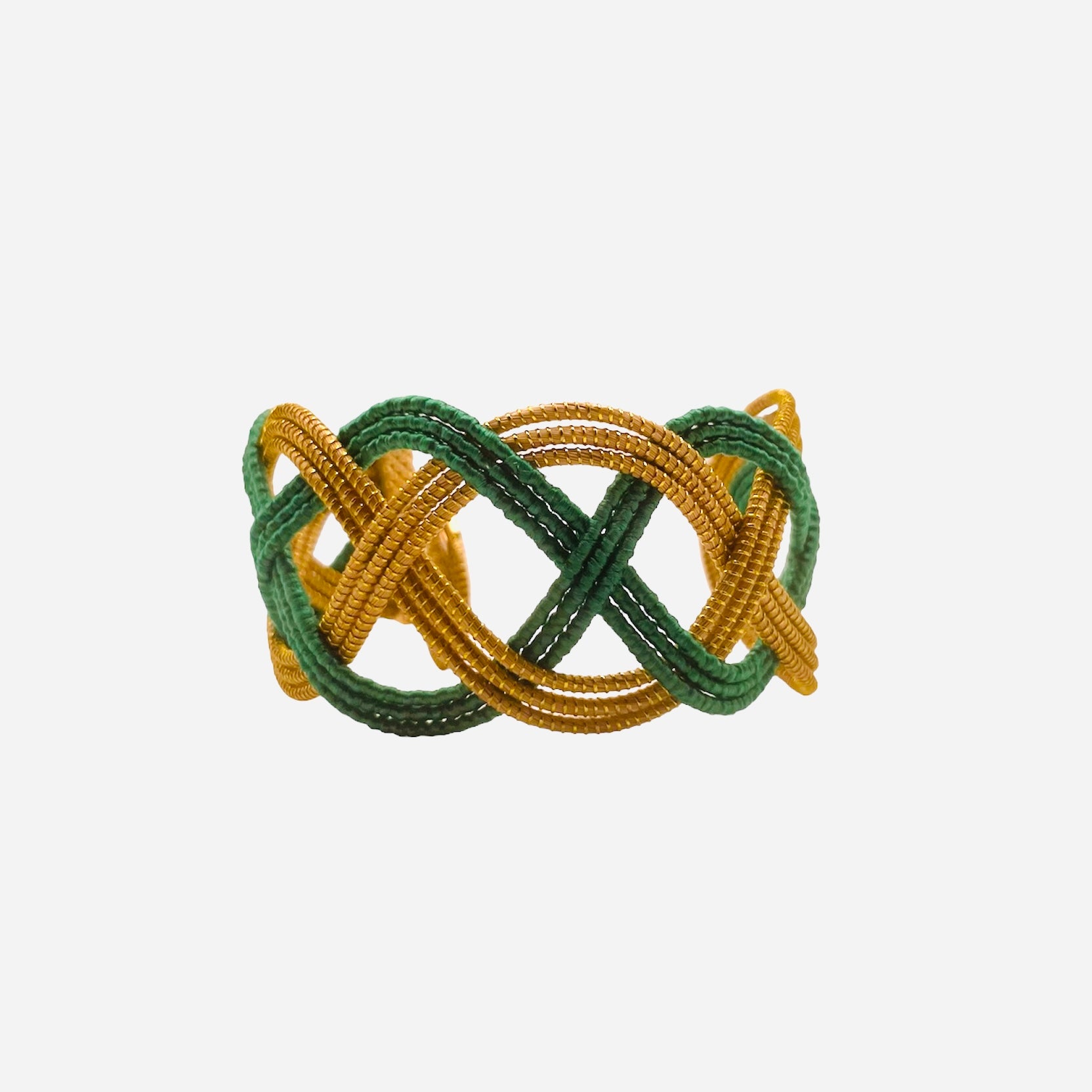 Armreif Assis – Handgemachtes Unikat aus Capim Dourado | Online kaufen bei Capido Shop