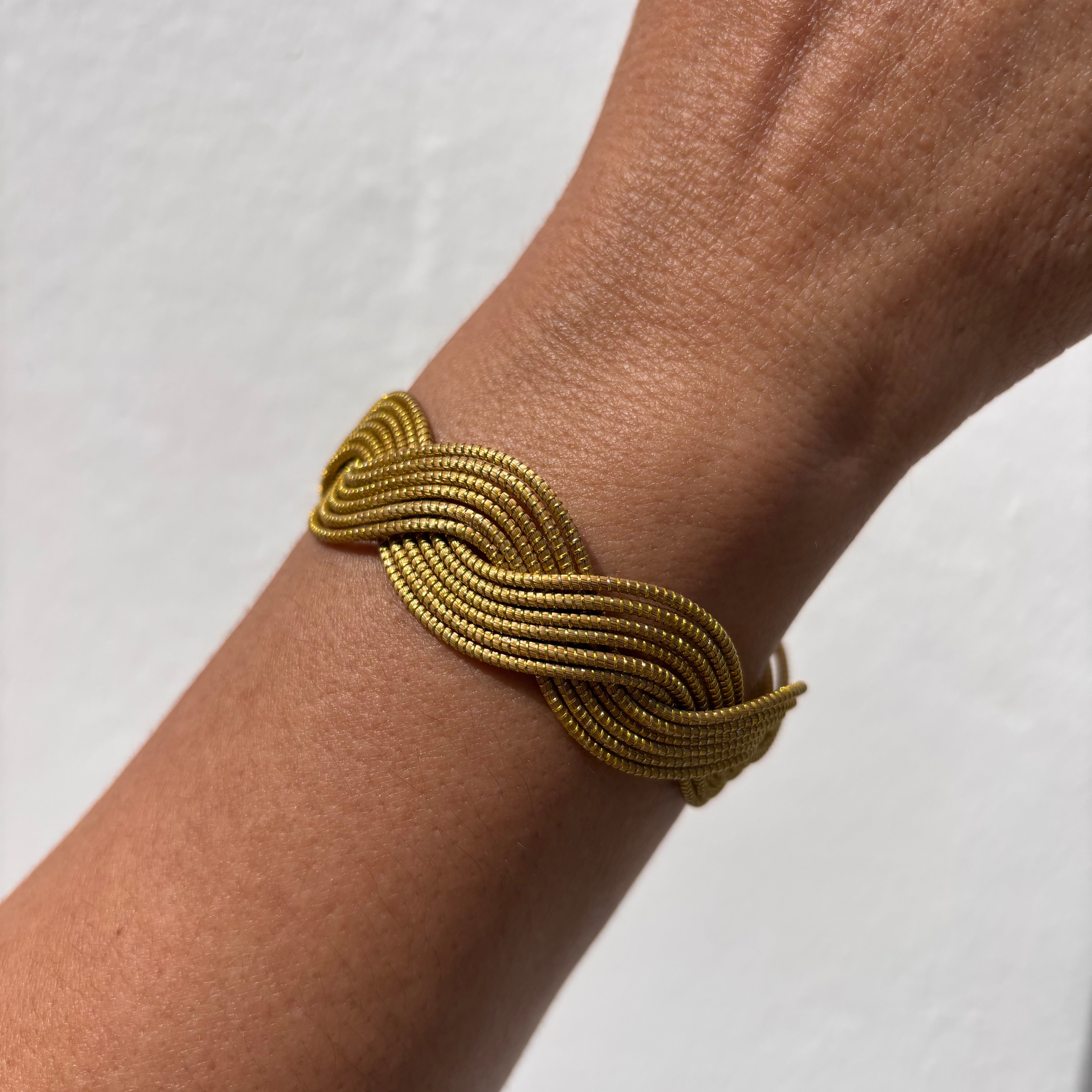 Armreif Capim – Handgemachtes Unikat aus Capim Dourado | Online kaufen bei Capido Shop