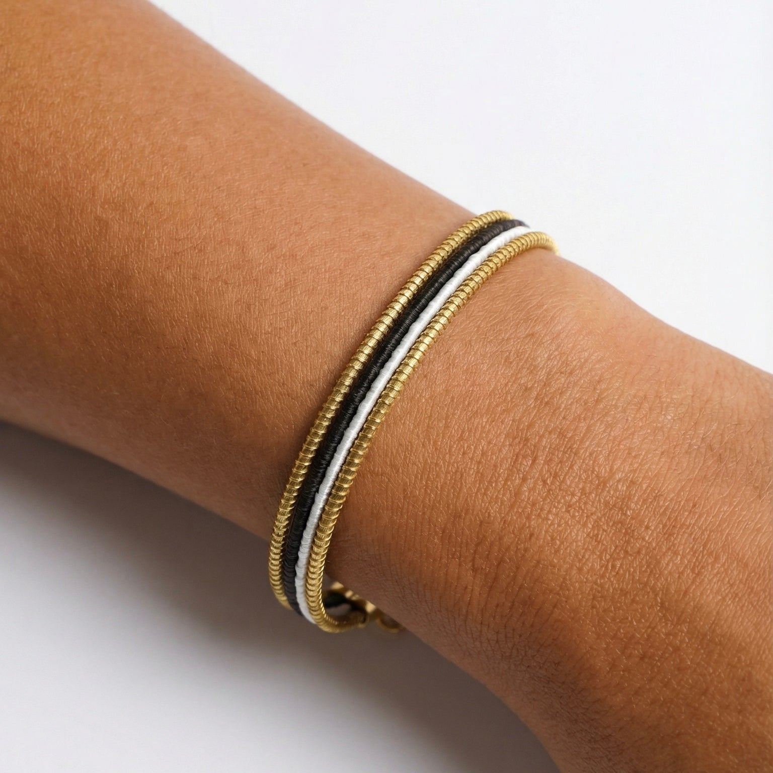 Armreif Cupuaçu – Handgemachtes Unikat aus Capim Dourado | Online kaufen bei Capido Shop