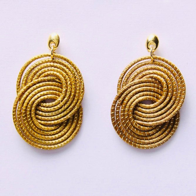 Ohrringe Tainha – Handgemachtes Unikat aus Capim Dourado | Online kaufen bei Capido Shop