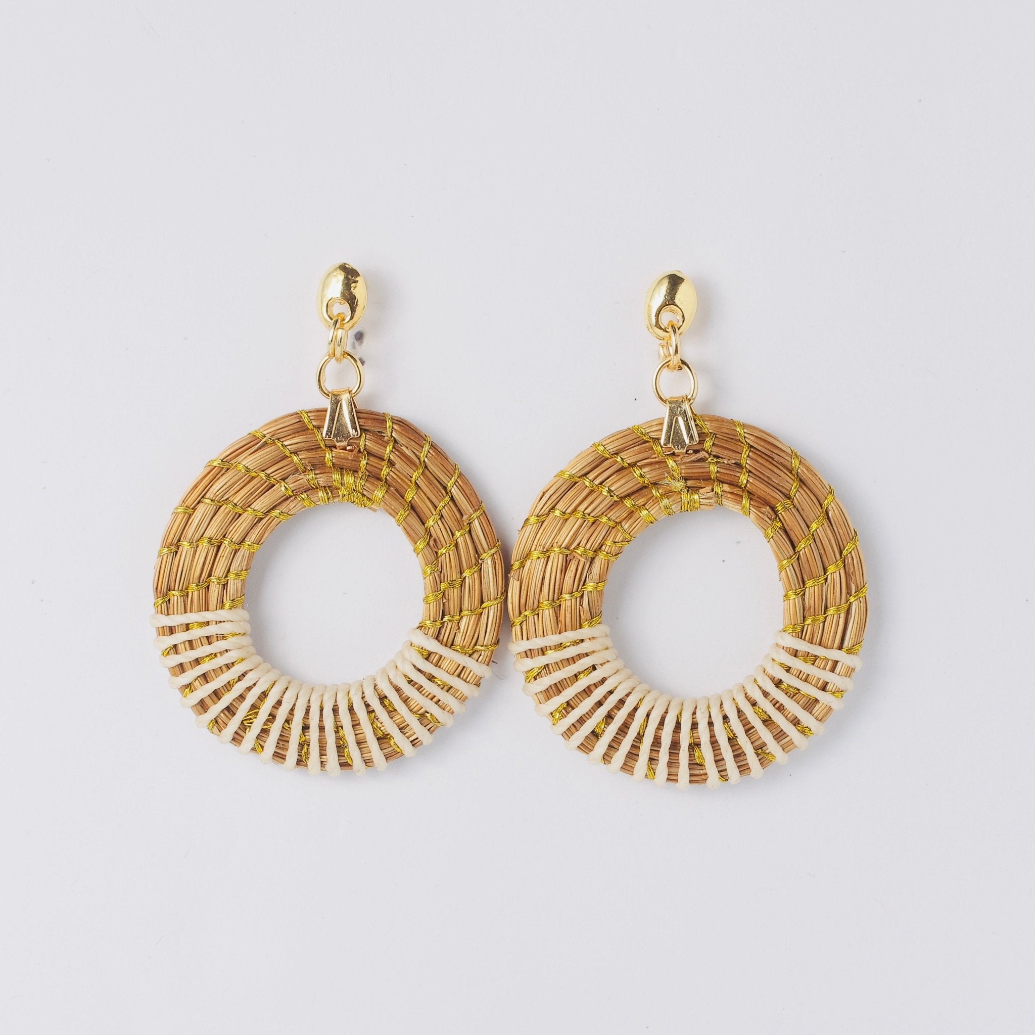 Ohrringe Campo – Handgemachtes Unikat aus Capim Dourado | Online kaufen bei Capido Shop
