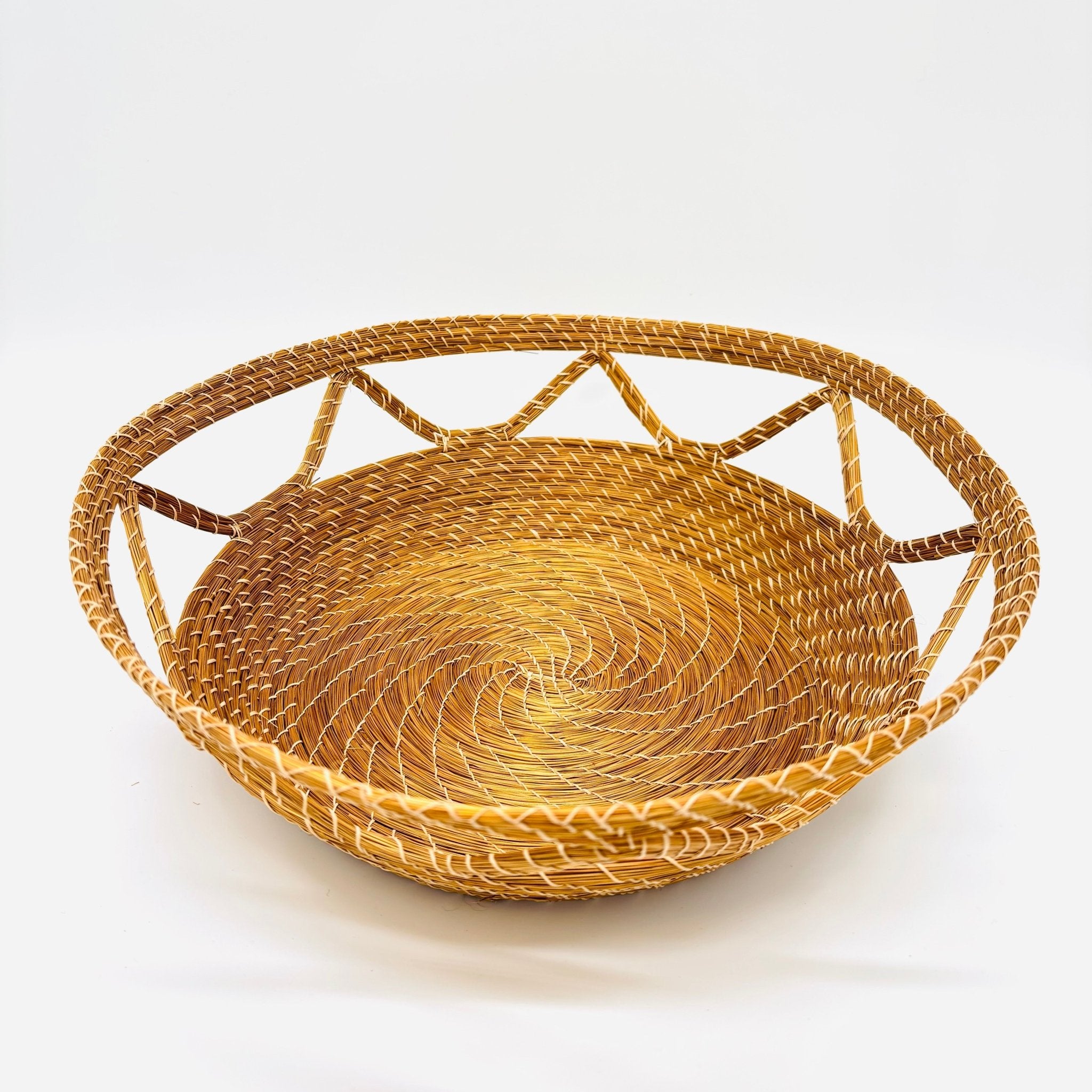 Obstschale Valinhos – Handgemachtes Unikat aus Capim Dourado | Online kaufen bei Capido Shop