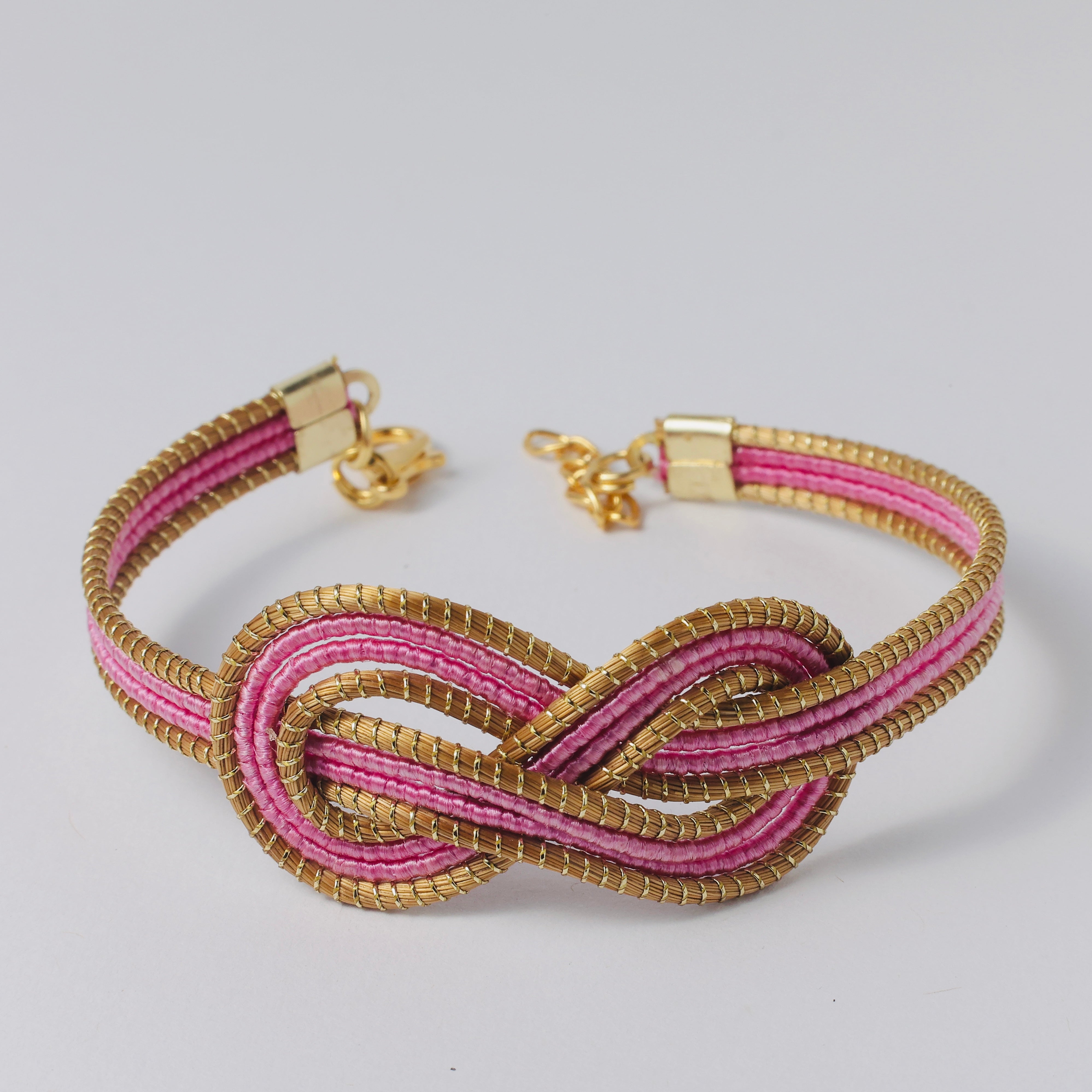 Armreif Lagosta – Handgemachtes Unikat aus Capim Dourado | Online kaufen bei Capido Shop