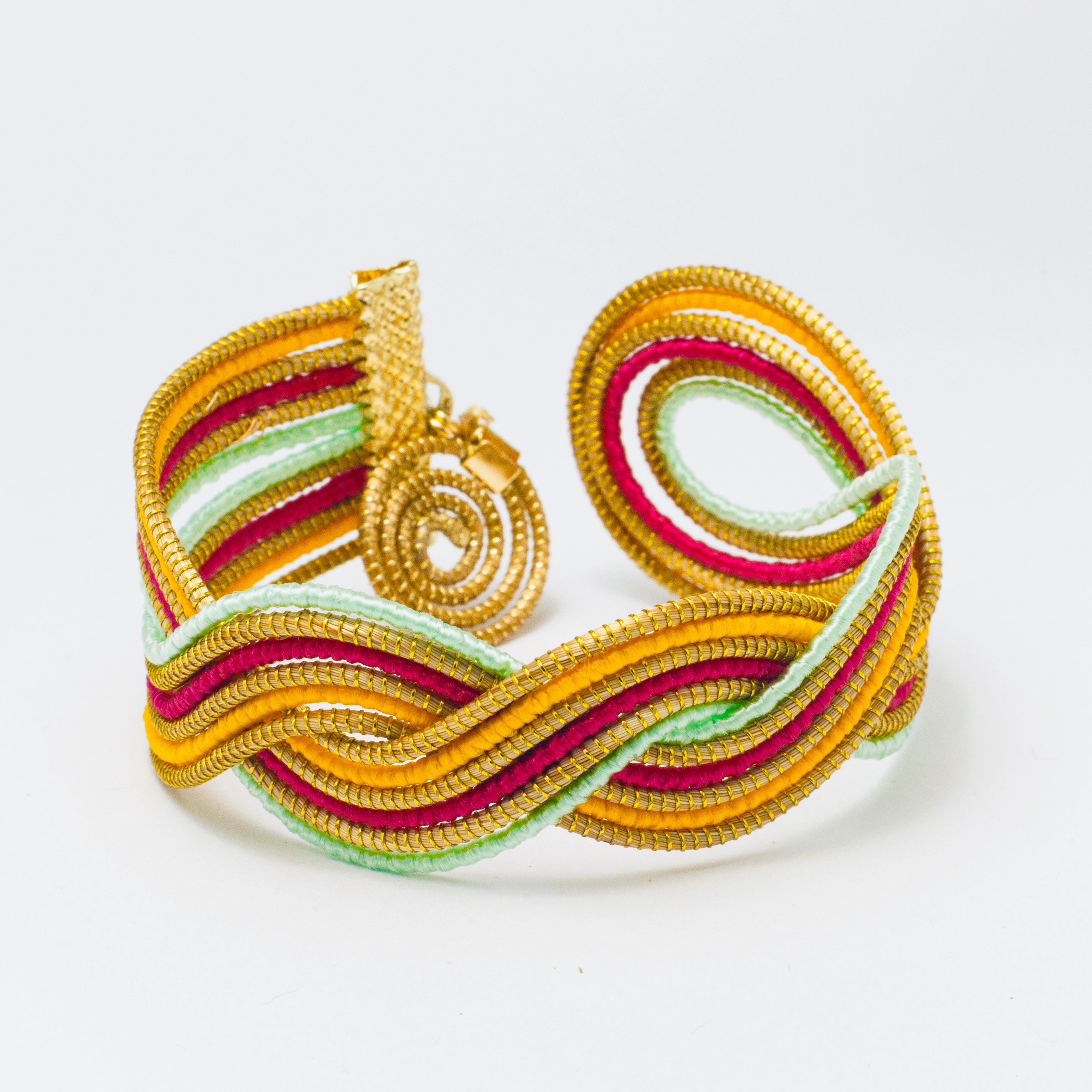 Armreif Costa – Handgemachtes Unikat aus Capim Dourado | Online kaufen bei Capido Shop