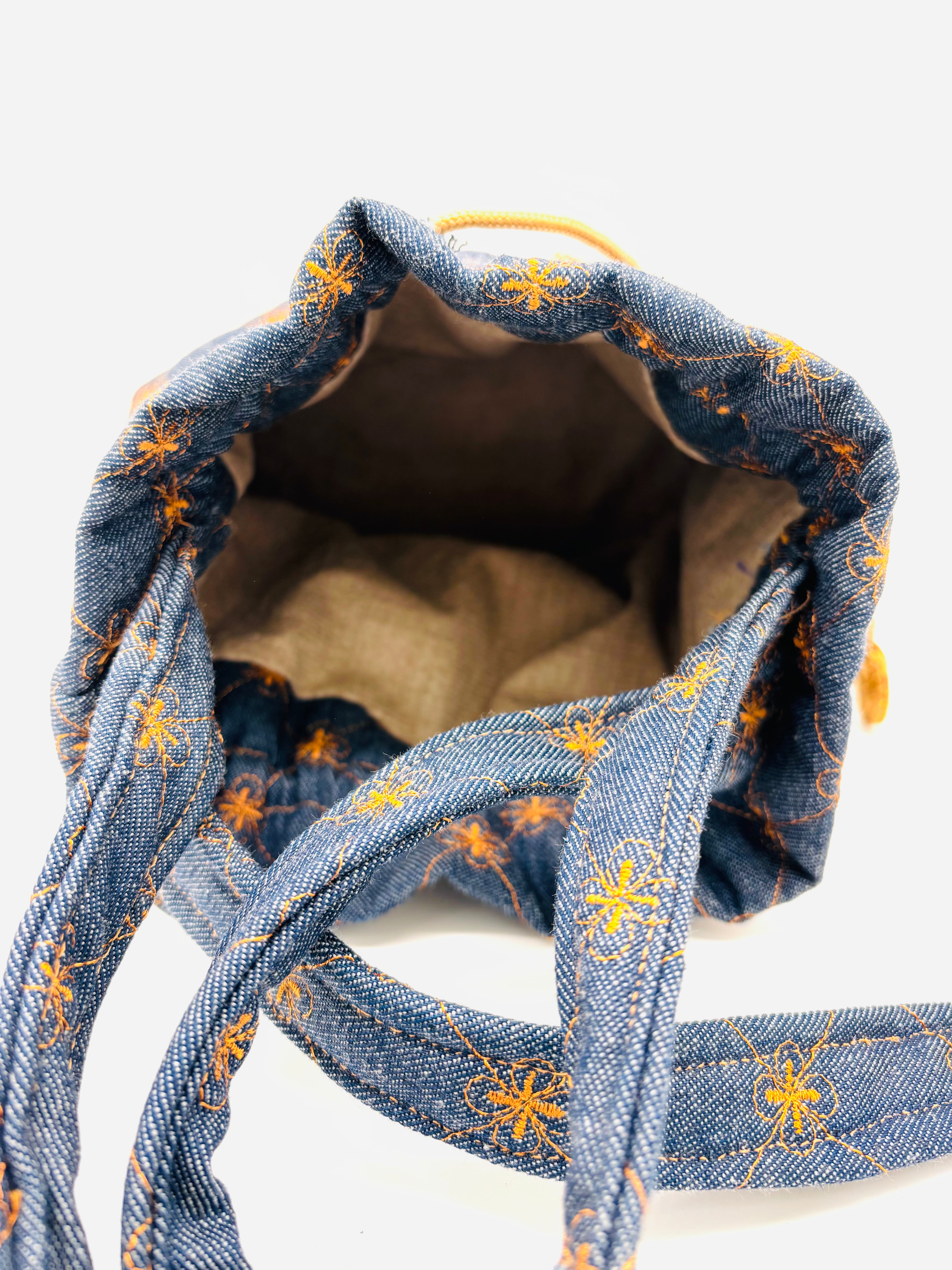 Tasche Vento – Handgemachtes Unikat aus Capim Dourado | Online kaufen bei Capido Shop