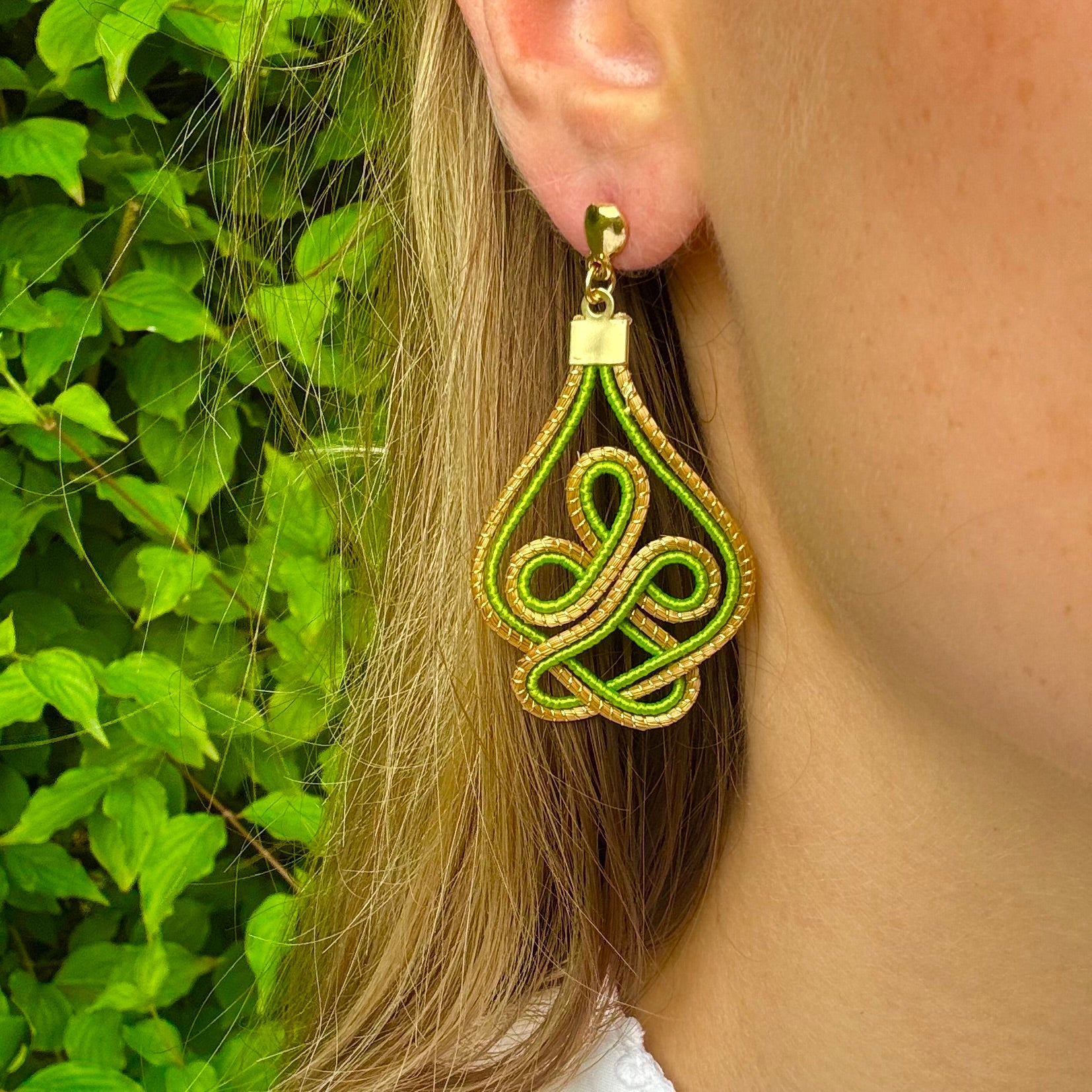 Ohrringe Beija Flor – Handgemachtes Unikat aus Capim Dourado | Online kaufen bei Capido Shop