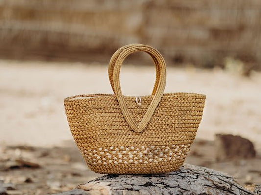 Tasche Flores – Handgemachtes Unikat aus Capim Dourado | Online kaufen bei Capido Shop