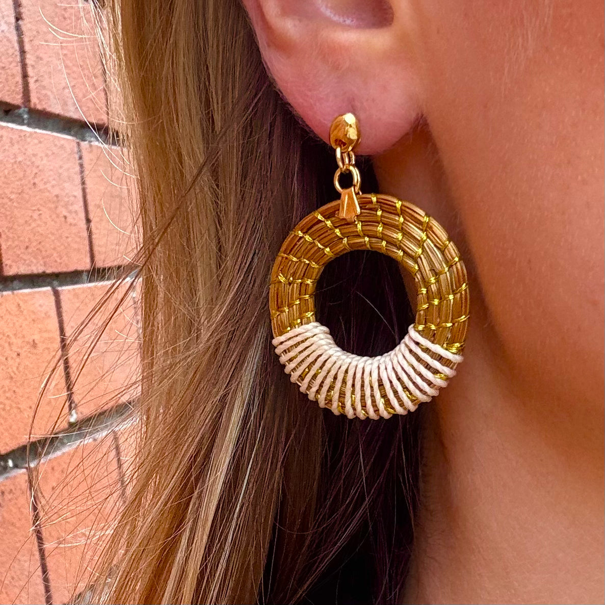 Ohrringe Campo – Handgemachtes Unikat aus Capim Dourado | Online kaufen bei Capido Shop