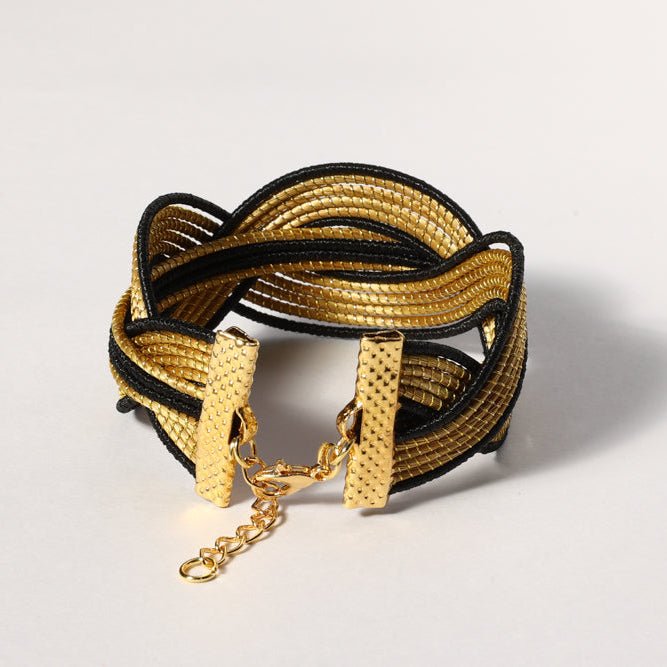 Armreif Tingui – Handgemachtes Unikat aus Capim Dourado | Online kaufen bei Capido Shop