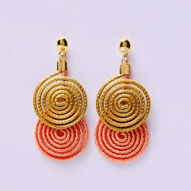 Ohrringe Begonia – Handgemachtes Unikat aus Capim Dourado | Online kaufen bei Capido Shop